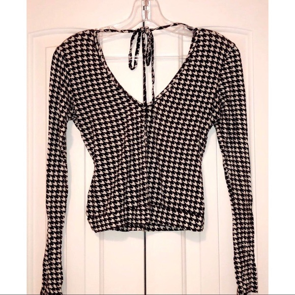 Checkered Plunging Top w/ Low Back - Picture 2 of 2